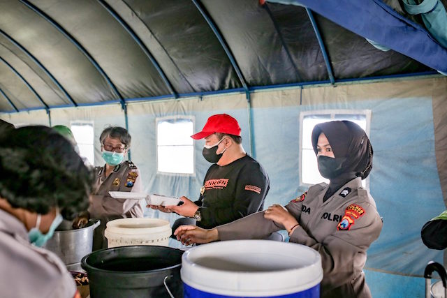 Inisiatif Bupati Jember Dirikan Dapur Umum Siapkan Santapan Warga Isoman